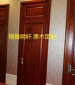 陕西原木门工工厂格雅明轩楸木原木门实景